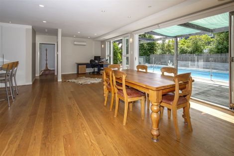 Photo of property in 9 Barlow Street, Ilam, Christchurch, 8041