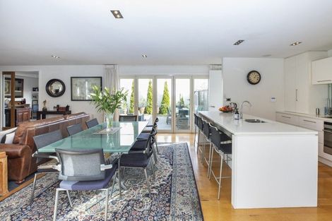 Photo of property in 98a Watford Street, Strowan, Christchurch, 8052