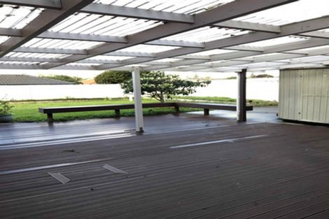 Photo of property in 13 Belcoo Crescent, East Tamaki, Auckland, 2013