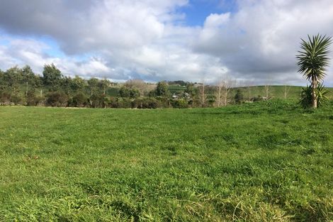 Photo of property in 535 Settlement Road, Kaiwaka, 0573