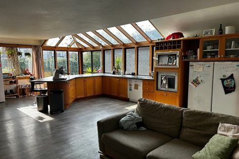 Photo of property in 102 Rattray Street, Riccarton, Christchurch, 8041