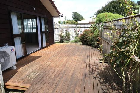 Photo of property in 5a Waimarie Avenue, Paraparaumu, 5032