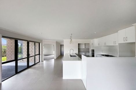 Photo of property in 2 Sutherland Court, Flagstaff, Hamilton, 3210