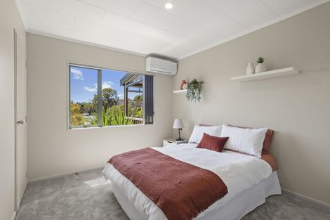 Photo of property in 80 Kamara Road, Glen Eden, Auckland, 0602