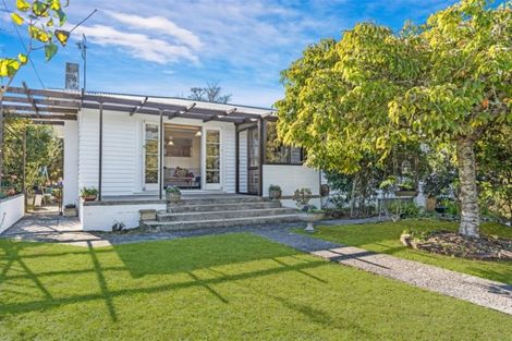 Photo of property in 12 Old Onerahi Road, Onerahi, Whangarei, 0110