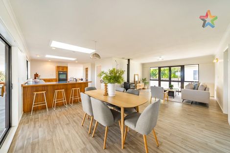 Photo of property in 80 Greenwood Boulevard, Otaki, 5512