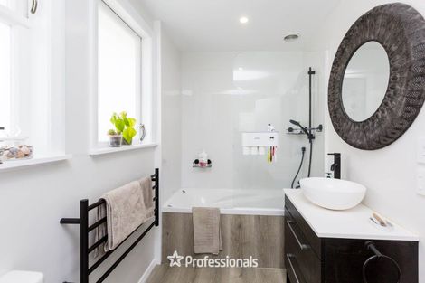 Photo of property in 28b Blenheim Street, Upper Hutt Central, Upper Hutt, 5018