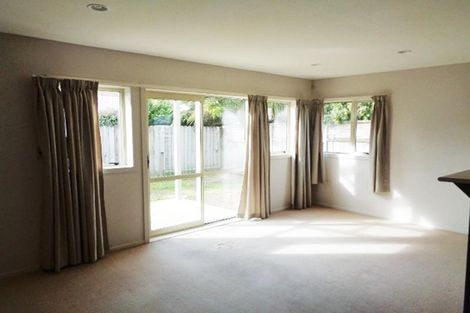 Photo of property in 8/103 Swanson Road, Henderson, Auckland, 0610