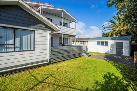 Photo of property in 4 Birdwood Avenue, Papatoetoe, Auckland, 2025