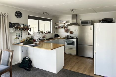 Photo of property in 13 Augustus Street, Carterton, 5713