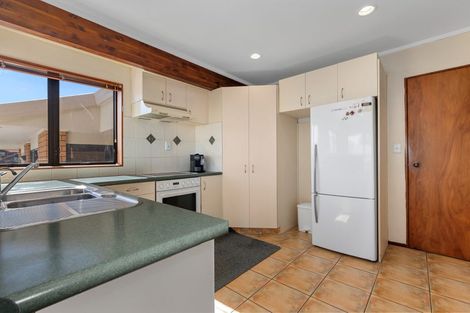 Photo of property in 15 Philomel Crest, Welcome Bay, Tauranga, 3112