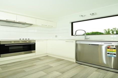 Photo of property in 12 Midgley Road, West Harbour, Auckland, 0618