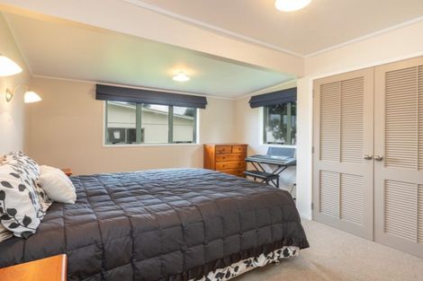 Photo of property in 19 Birds Beach Road, Tapora, 0977