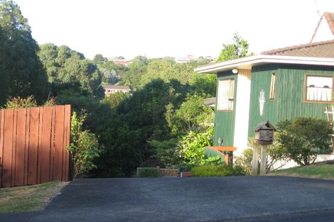 Photo of property in 2/68 Stanaway Street, Hillcrest, Auckland, 0627