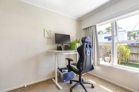 Photo of property in 2/84 Jutland Road, Hauraki, Auckland, 0622