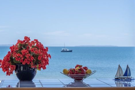 Photo of property in 9a Holiday Road, Milford, Auckland, 0620