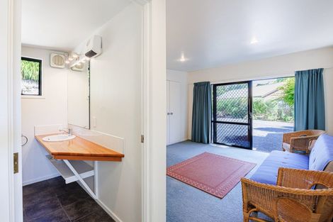 Photo of property in 30 Toop Street, Havelock North, 4130