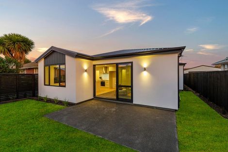 Photo of property in 10a Farquhars Road, Redwood, Christchurch, 8051