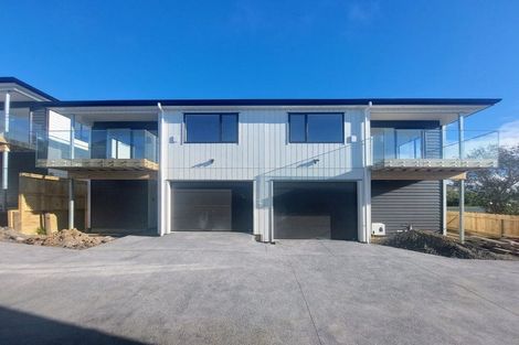 Photo of property in 1/2 Maxwelton Drive, Mairangi Bay, Auckland, 0630