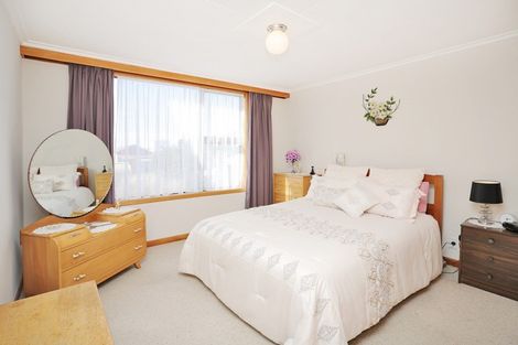 Photo of property in 20 Onslow Street, Bluff, 9814