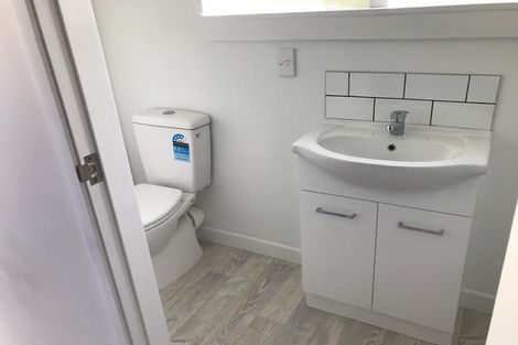 Photo of property in 46 Alice Street, Riverhead, 0820