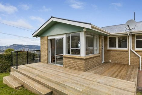 Photo of property in 75 Gilkison Street, Halfway Bush, Dunedin, 9010