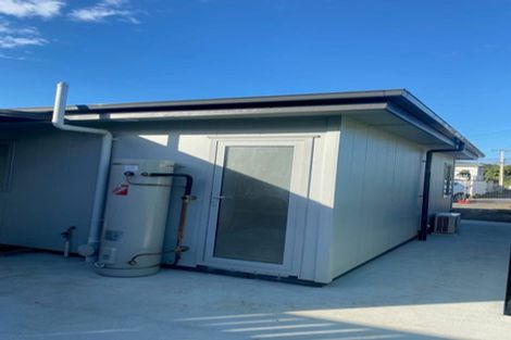 Photo of property in 40a Belt Road, Moturoa, New Plymouth, 4310