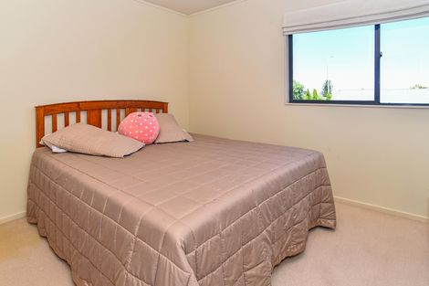 Photo of property in 548a Weymouth Road, Weymouth, Auckland, 2103