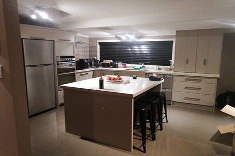 Photo of property in 4 First Avenue, Glenbrook, Waiuku, 2681