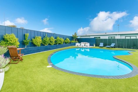 Photo of property in 16 Gillies Avenue, Claudelands, Hamilton, 3214