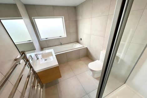 Photo of property in 15 Taikura Avenue, Red Beach, 0932