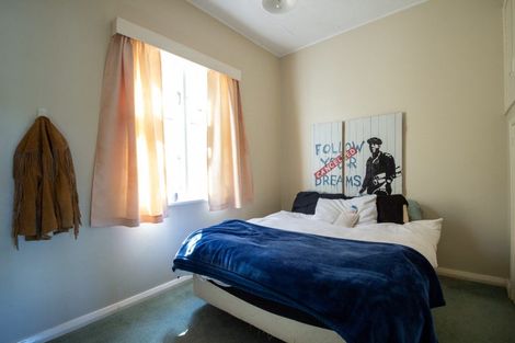 Photo of property in Carillion/the Knoll, 33 Thompson Street, Mount Cook, Wellington, 6011