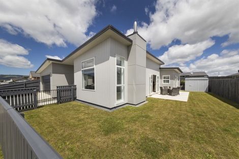 Photo of property in 5 Butler Place, Fitzherbert, Palmerston North, 4410