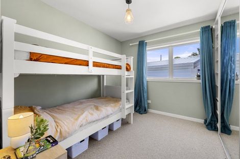 Photo of property in 18 Upper Bow Street, Raglan, 3225