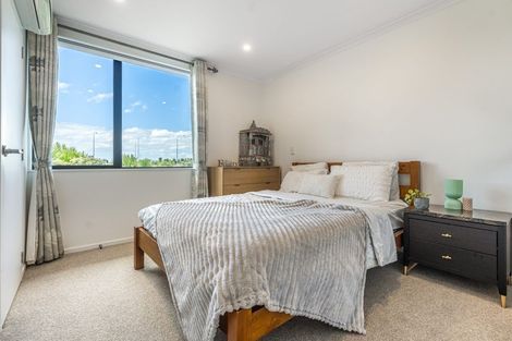 Photo of property in 10b Titoki Street, Te Atatu Peninsula, Auckland, 0610