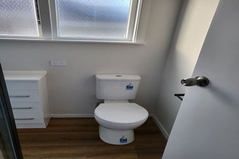 Photo of property in 4a Ngahina Street, Paraparaumu, 5032