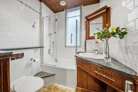 Photo of property in 2/39 Anglesea Street, Freemans Bay, Auckland, 1011