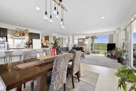 Photo of property in 281 Linton Road, Maungaturoto, 0583