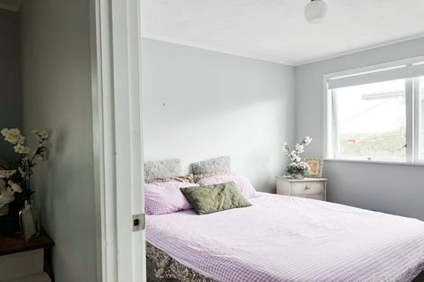 Photo of property in 84 Millbrook Road, Henderson, Auckland, 0612