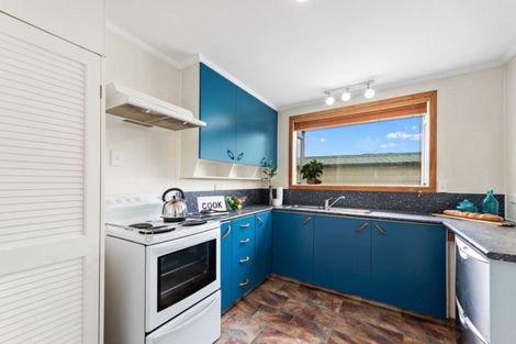 Photo of property in 113 Norana Road, Timberlea, Upper Hutt, 5018