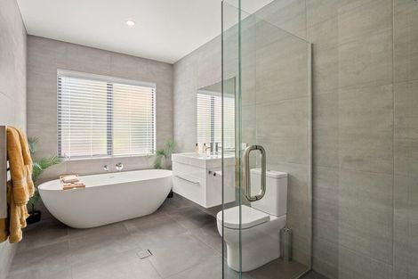 Photo of property in 3 Brodie Avenue, Arrowtown, 9302