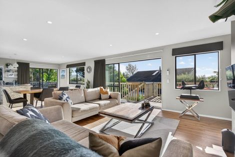 Photo of property in 16 Greenview Drive, Mangawhai Heads, Mangawhai, 0505