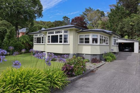 Photo of property in 19 Leith Crescent, Greymouth, 7805