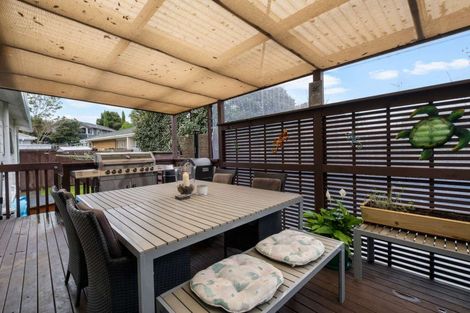 Photo of property in 2/32 Marvon Downs Avenue, Pakuranga Heights, Auckland, 2010