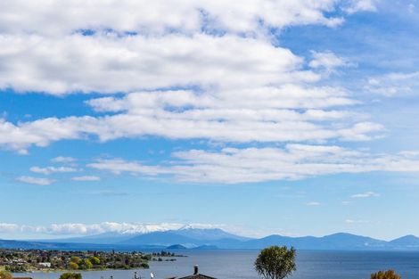 Photo of property in 95 Rokino Road, Hilltop, Taupo, 3330