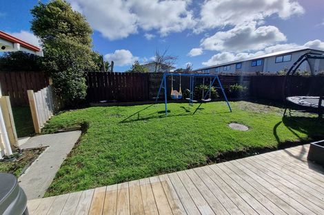 Photo of property in 2/13 Talavera Place, Te Atatu South, Auckland, 0602