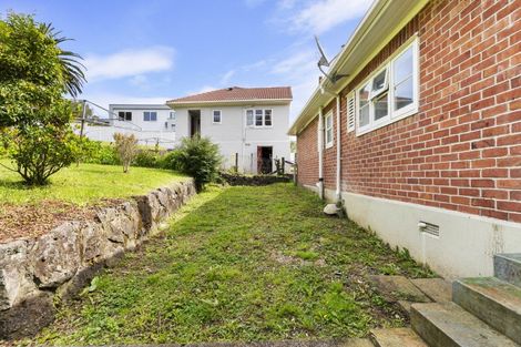 Photo of property in 17 Apihai Street, Orakei, Auckland, 1071