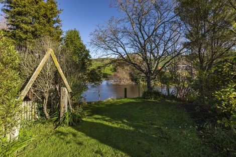 Photo of property in 103 Kyle Road, Waipukurau, 4281