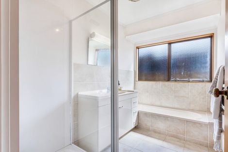 Photo of property in 1/65 Granville Drive, Massey, Auckland, 0614