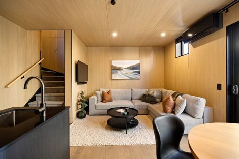 Photo of property in 8 Hall Street, Frankton, 9300